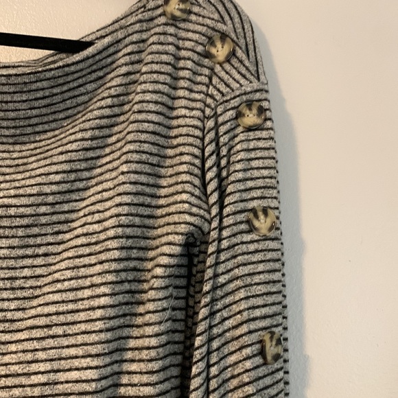 Striped button sleeve sweater top size small - Picture 2 of 6